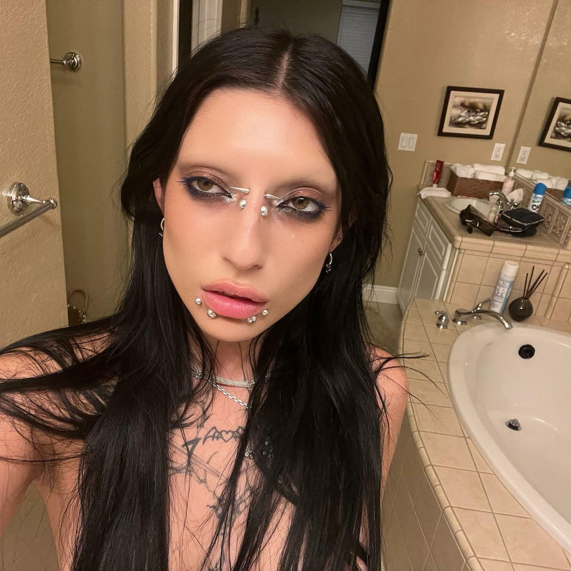 DeathbyRomy / toxicbleubeautyvip Nude   3