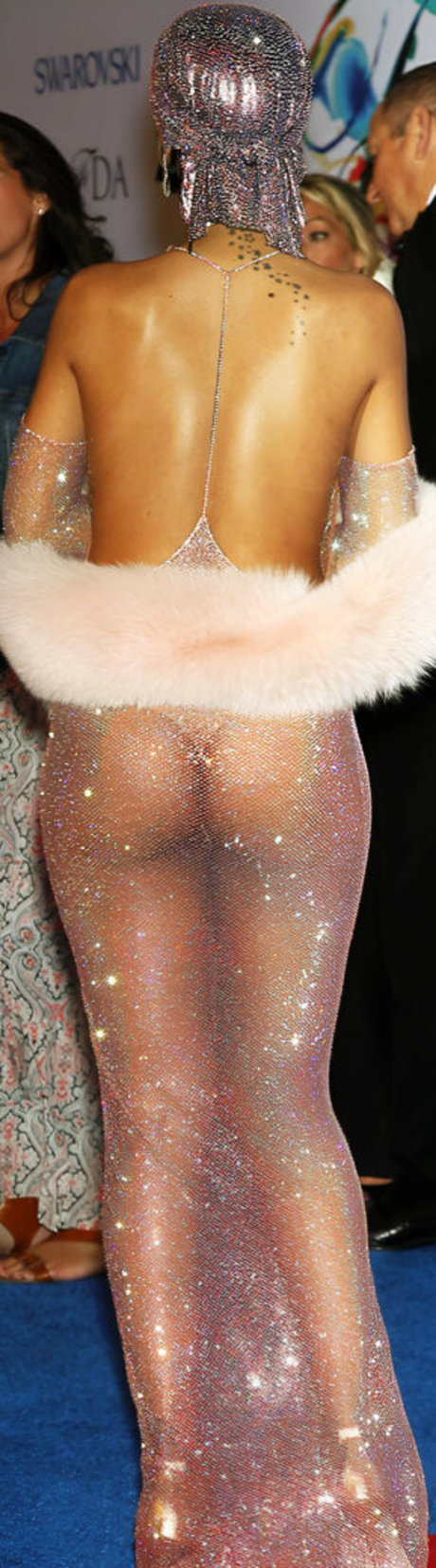 Rihanna nude leaked OnlyFans photo #874