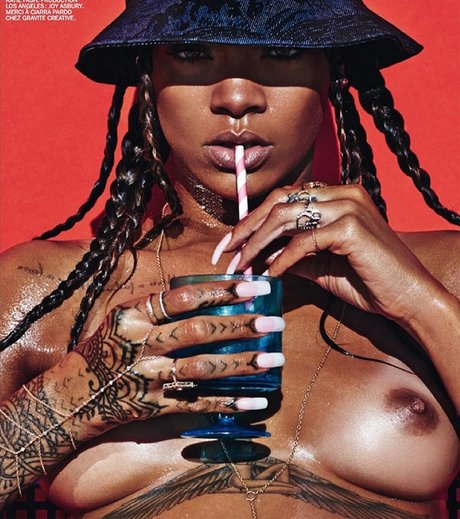 Rihanna nude leaked OnlyFans photo #73