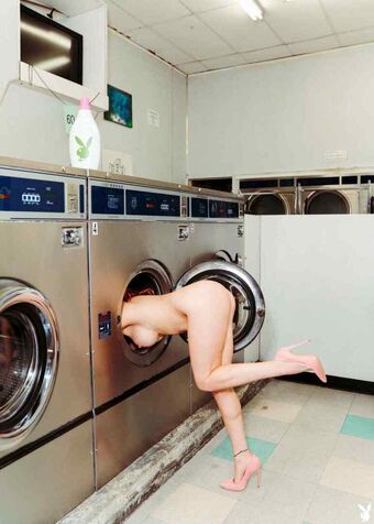 Renee Olstead Nude Leaks OnlyFans Photo 38