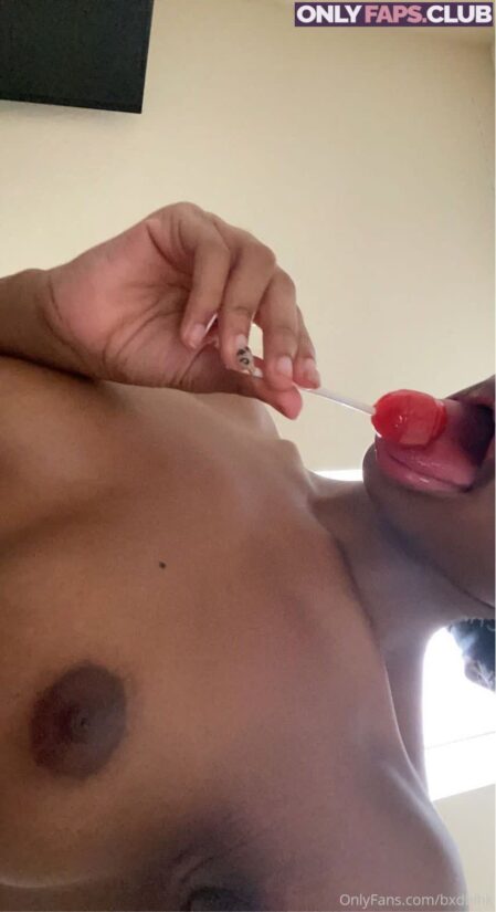 bxdbihk Nude Leaked Nude Photo 7