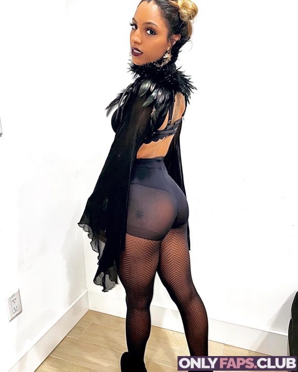 lightskinlanii Nude Leaked Nude Photo 10