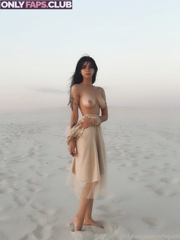 ortega00 Nude Leaked Nude Photo 3