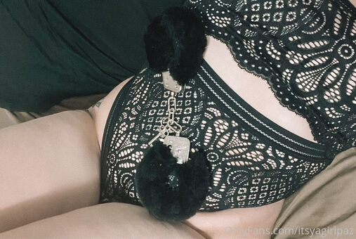 itsyagirlpaz Nude Leaks OnlyFans Photo 36