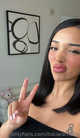 Kiara Marie Nude Leaks OnlyFans Photo 18