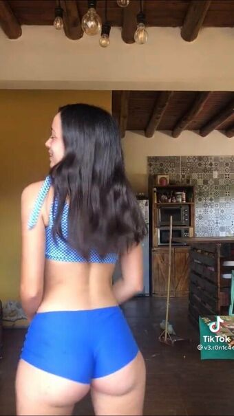 laveropues Nude Leaks OnlyFans Photo 17