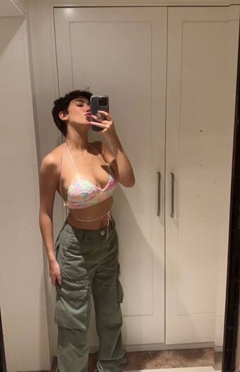 Roz Idrissi Nude Leaks OnlyFans Photo 17