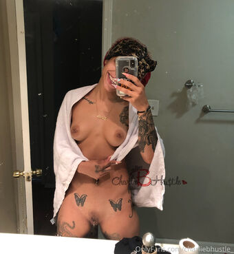 Charlie B Hustle Nude Leaks OnlyFans Photo 17