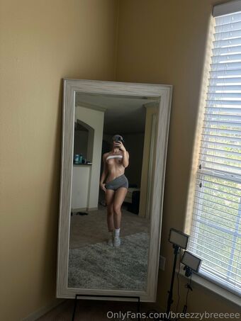 Breanna Caulfield Nude Leaks OnlyFans Photo 15