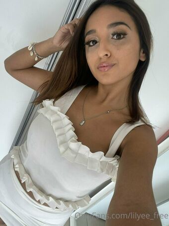 lilyee_free Nude Leaks OnlyFans Photo 14