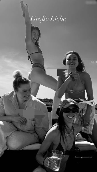 Stefanie Giesinger Nude Leaks OnlyFans Photo 27